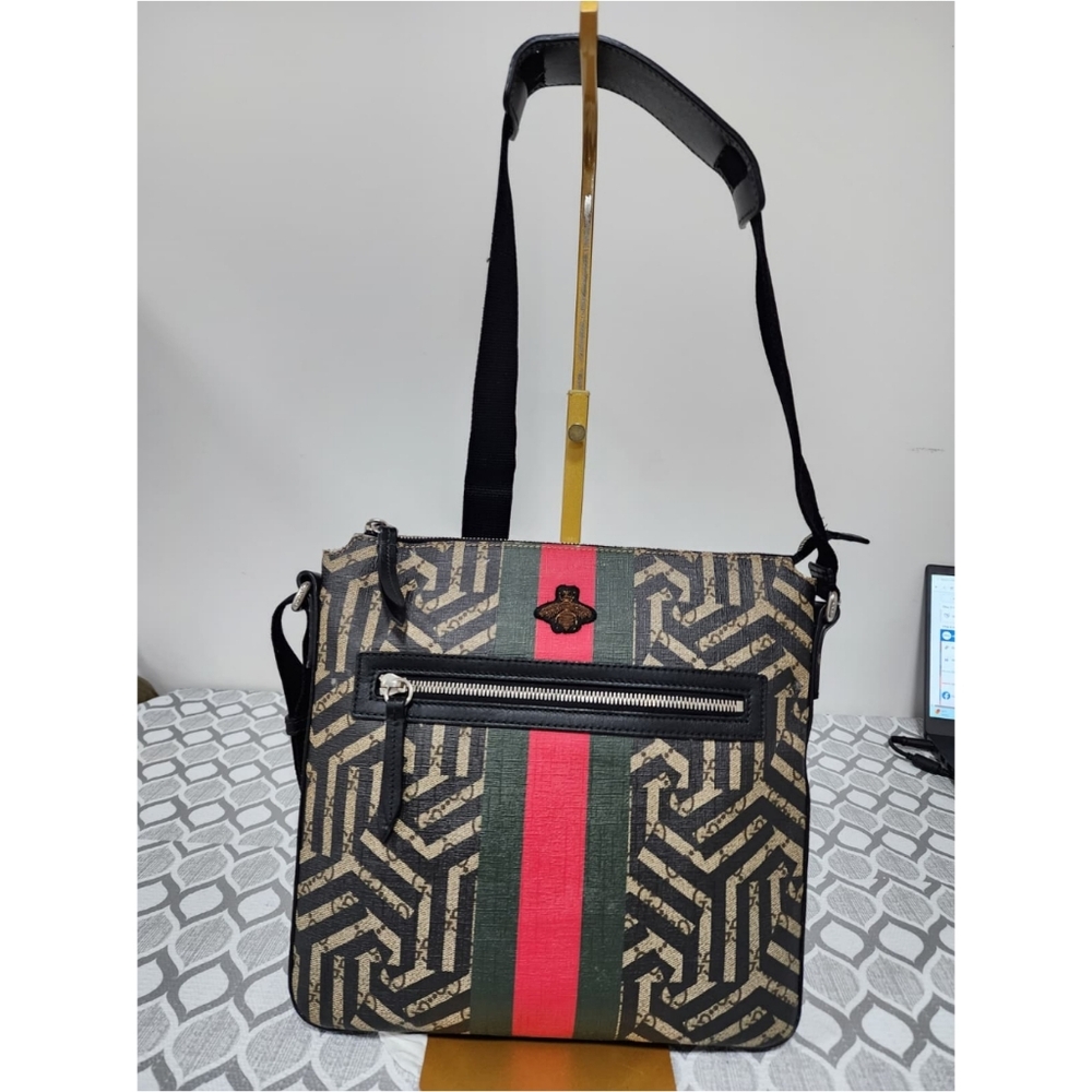 Gucci GG Supreme Caleido Web Messenger Black/Beige